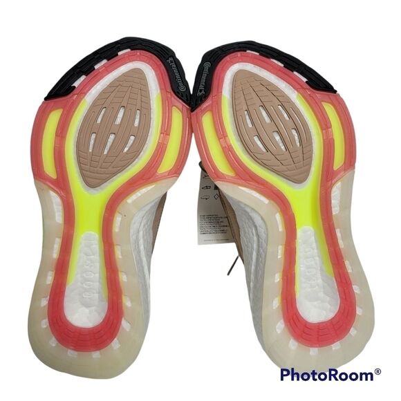 ADIDAS ULTRABOOST 21 Women's SIZE‎ 8.5 - Picture 5 of 9